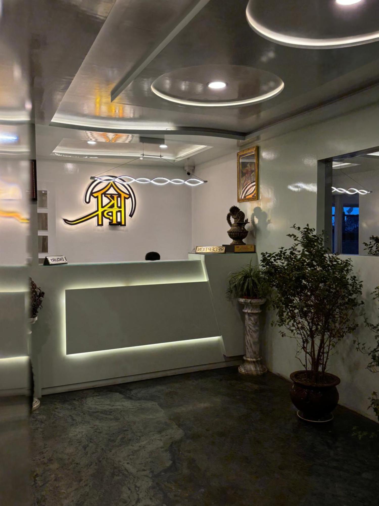 Hotel Kasturi Palace & Restaurant Darjeeling Дарджилинг Екстериор снимка