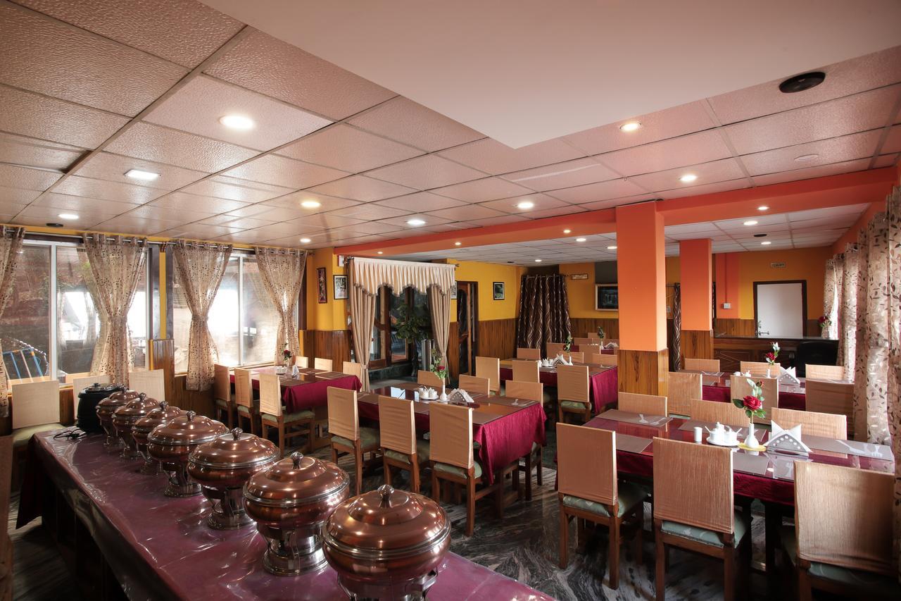 Hotel Kasturi Palace & Restaurant Darjeeling Дарджилинг Екстериор снимка